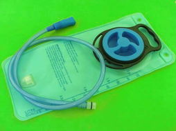 運(yùn)動(dòng)水袋 從專業(yè)生產(chǎn)到戶外銷售的全產(chǎn)業(yè)鏈解析